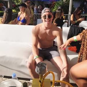 Meet your Posher, Guillaume